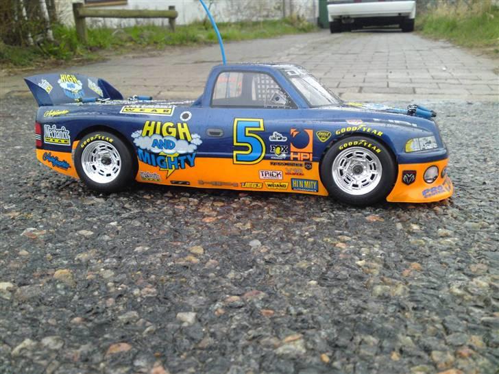 Bil HPI RS4 Pro 3 Dodge Ram 5 - HPI RS4 Pro 3 Nascar Craftsman Truck Series Dodge Ram 3500 High And Mighty 5 billede 8