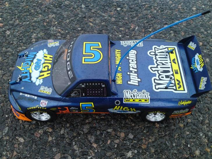 Bil HPI RS4 Pro 3 Dodge Ram 5 - HPI RS4 Pro 3 Nascar Craftsman Truck Series Dodge Ram 3500 High And Mighty 5 billede 10