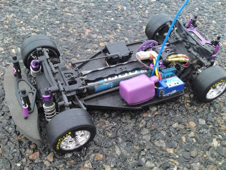 Bil HPI RS4 Pro 3 Dodge Ram 5 - HPI RS4 Pro 3 Nascar Craftsman Truck Series Dodge Ram 3500 High And Mighty 5 billede 11