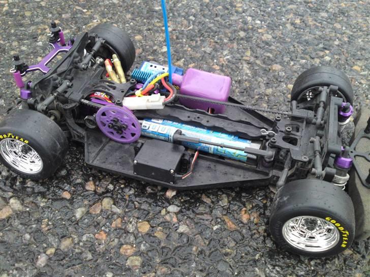 Bil HPI RS4 Pro 3 Dodge Ram 5 - HPI RS4 Pro 3 Nascar Craftsman Truck Series Dodge Ram 3500 High And Mighty 5 billede 16