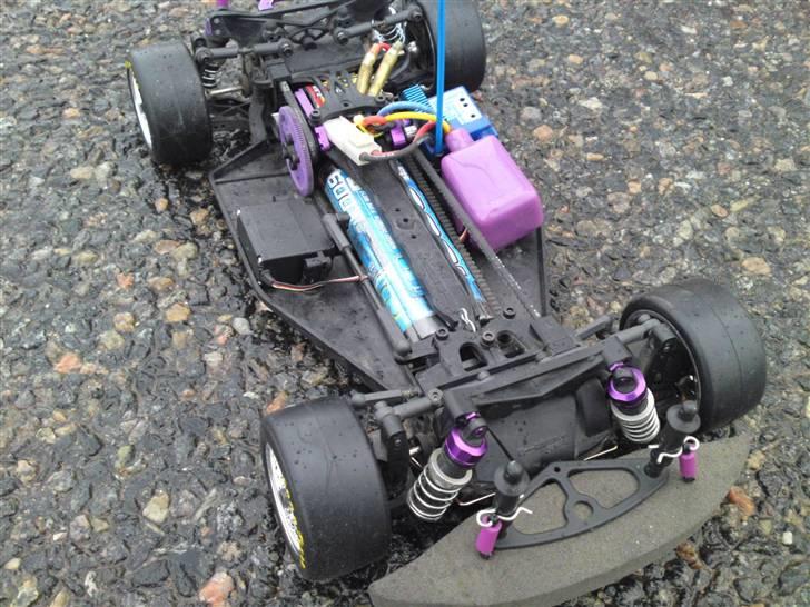 Bil HPI RS4 Pro 3 Dodge Ram 5 - HPI RS4 Pro 3 Nascar Craftsman Truck Series Dodge Ram 3500 High And Mighty 5 billede 17