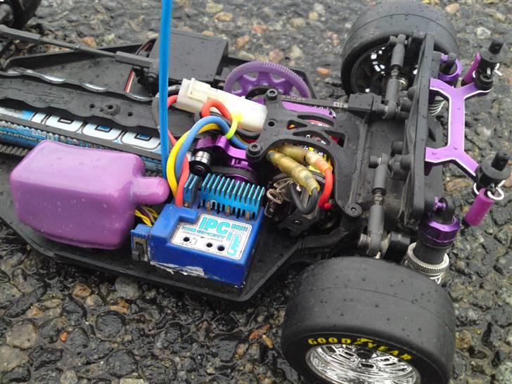 Bil HPI RS4 Pro 3 Dodge Ram 5 - HPI RS4 Pro 3 Nascar Craftsman Truck Series Dodge Ram 3500 High And Mighty 5 billede 19