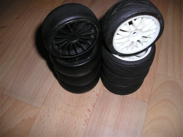 Bil Aston Martin (SOLGT) billede 18