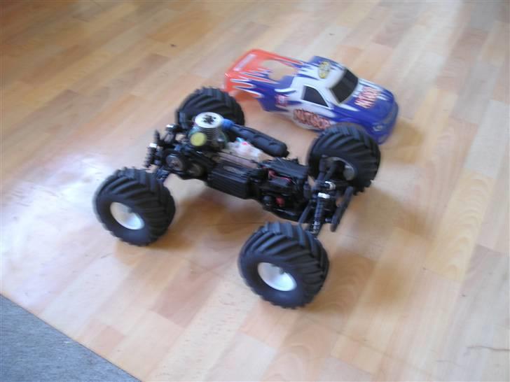 Off-Roader Truck Matador 4WD (SOLGT) billede 7