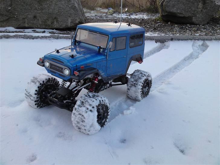 Off-Roader Toyota Land Cruiser 40 - Var lige en tur i sneen... Det ku´ den godt li´ :) billede 18