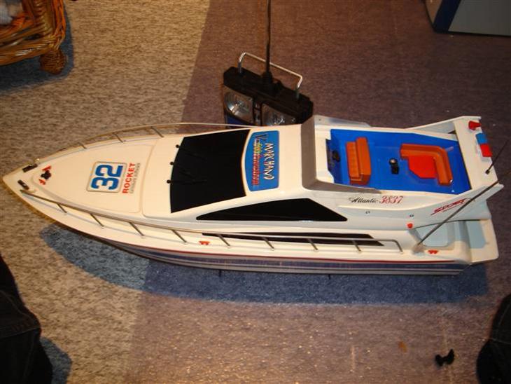 Båd V-500 powerboat billede 1