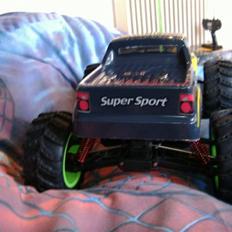 Off-Roader xmissile pro BYTTET