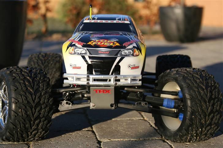 Off-Roader Traxxas T-MAXX 3,3 billede 1