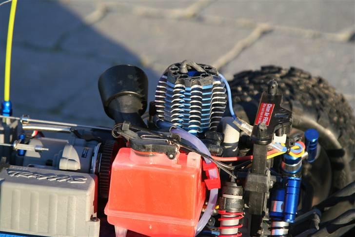 Off-Roader Traxxas T-MAXX 3,3 billede 6