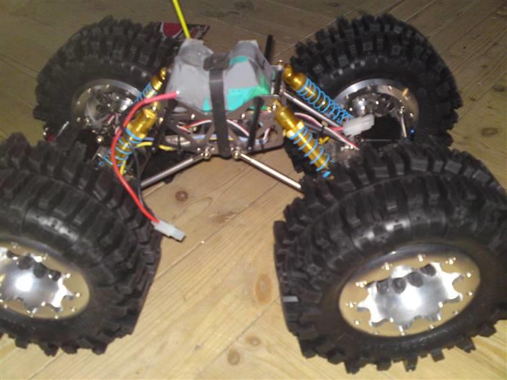 Off-Roader Berg 2.2/4.2 - Har lige fået 4.2 alu fælge på den. Fuck de er store billede 11