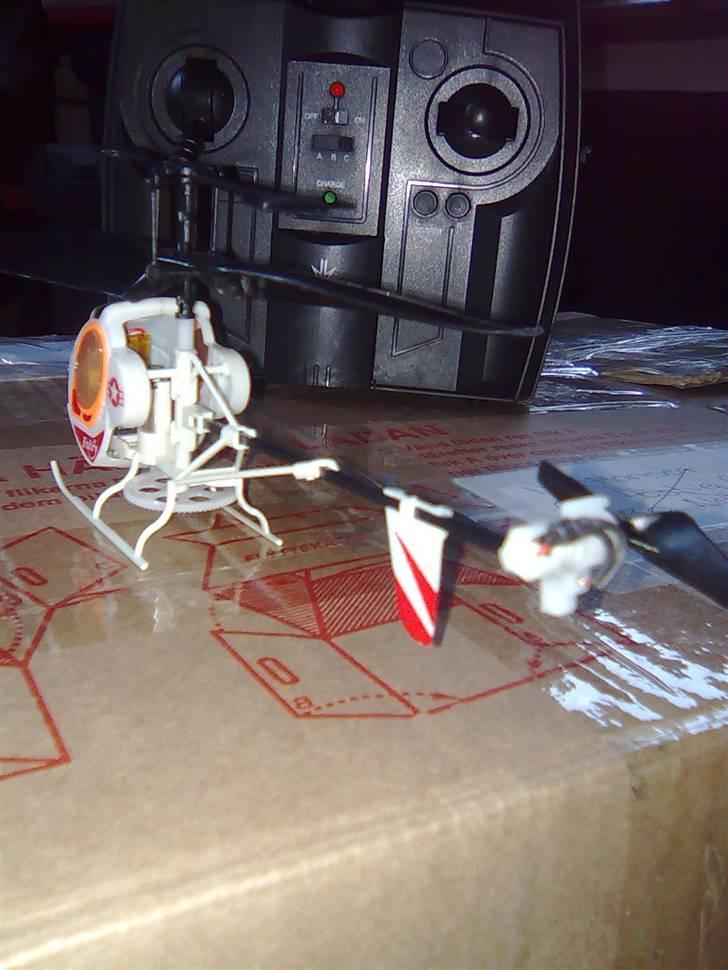 Helikopter FARIY alertgree AIRSQUIRE billede 4