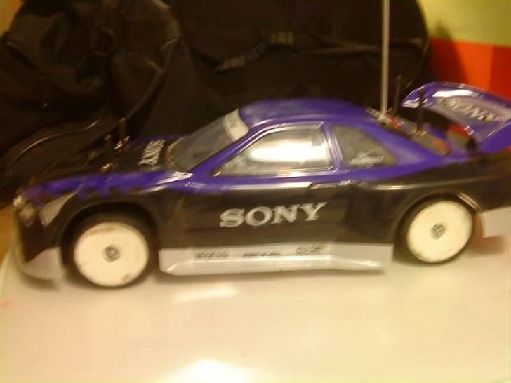 Bil hbx - det er fra siden hvor man kan se hjulene billede 3