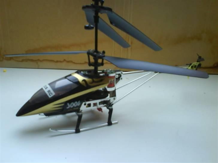 Helikopter alloy shark billede 1