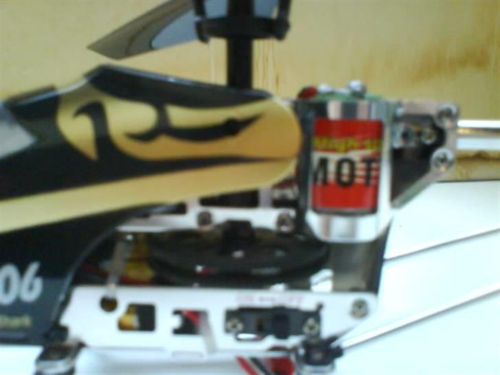 Helikopter alloy shark billede 3