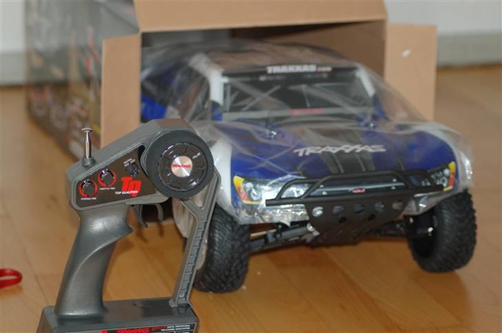 Off-Roader         Traxxas Slash VXL - her er den sprit ny og er igang med at pakke den ud xD billede 18