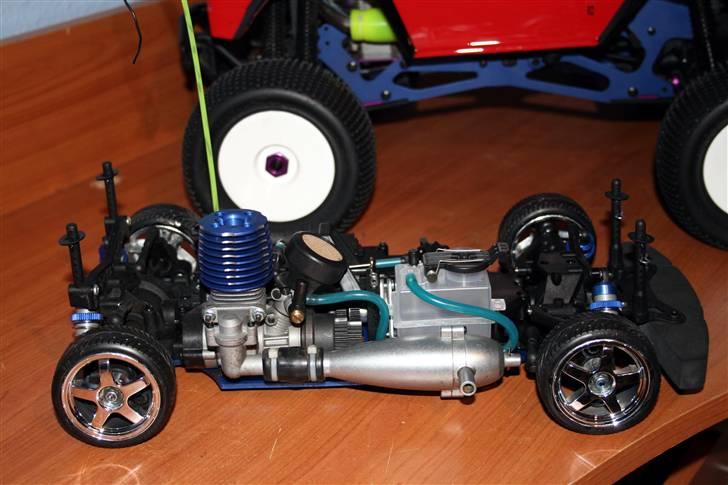 Bil Kyosho FW-05 billede 11