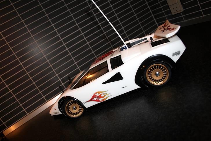 Bil Kyosho FW-05 billede 17