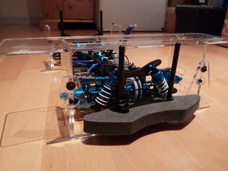 Bil Tamiya TRF416 - I min lækre plexi setup-station billede 10