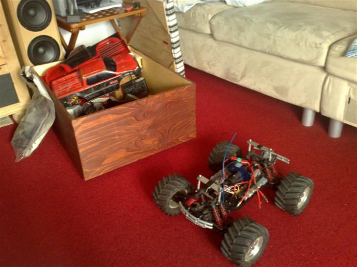 Truck E-maxx Brushless billede 13
