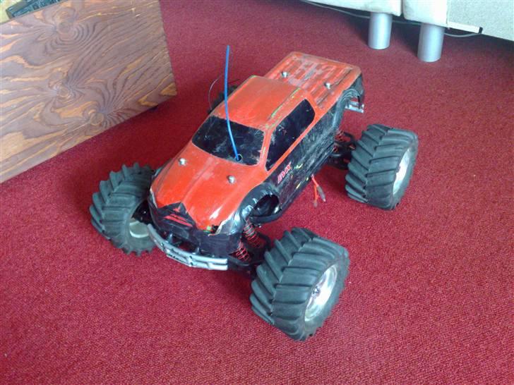Truck E-maxx Brushless billede 16