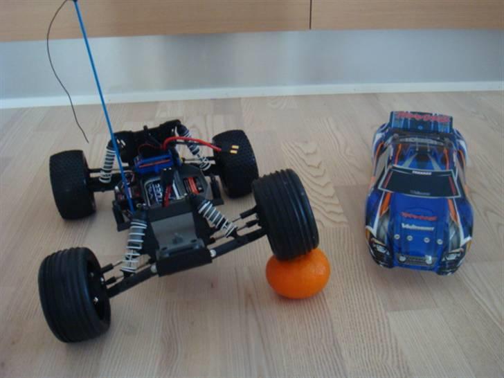 Off-Roader Traxxas Rustler VXL (RIP) - Lidt for blød unden spacere....:-) billede 5