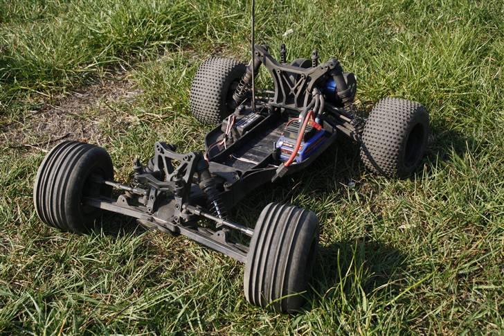 Truck E-Firestorm 10T-BL billede 4