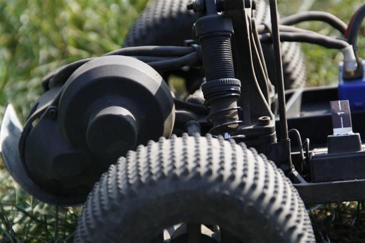 Truck E-Firestorm 10T-BL billede 10