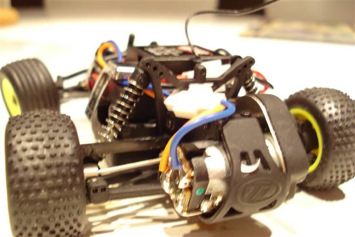 Bil Losi Micro-T (Knut) billede 2