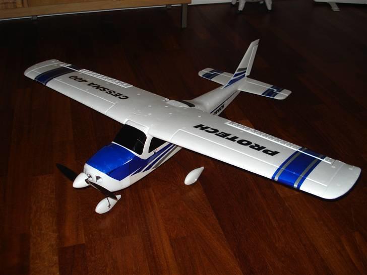 Fly Protech Cessna 400 SOLGT billede 1