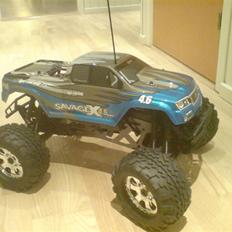 Off-Roader Savage x 4,6 Big Block