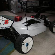 Buggy team associated RC8 FT