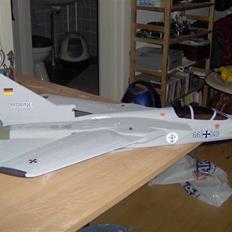 Fly Kyosho Panavia Tornado