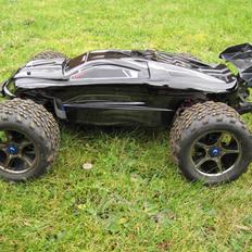 Truck E-Revo Brushless Edition