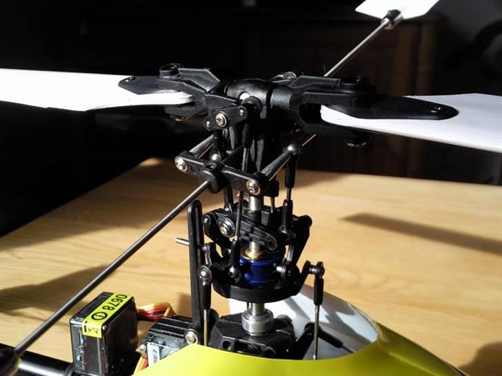 Helikopter E-flite Blade 400 3D billede 6