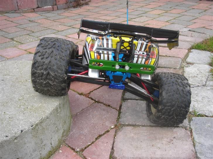 Off-Roader Traxxas Revo 3.3 billede 3