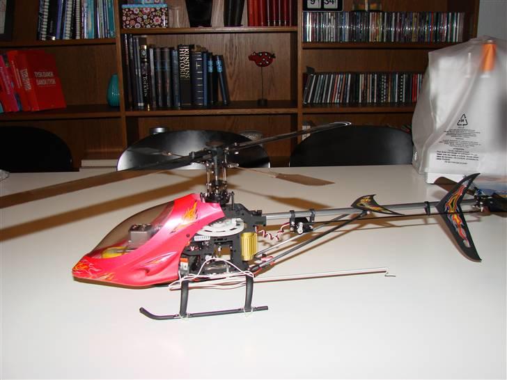 Helikopter ArtTech Falcon 3D billede 1