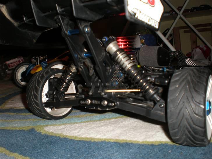 Buggy team associated RC8 FT billede 9