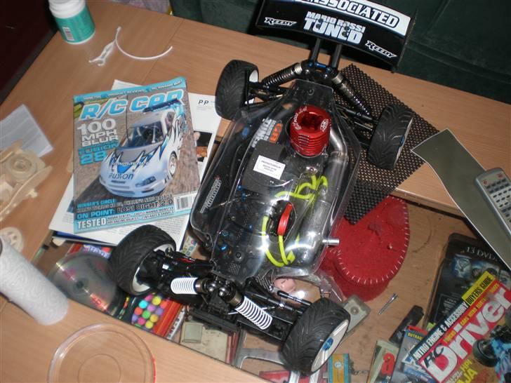Buggy team associated RC8 FT billede 13