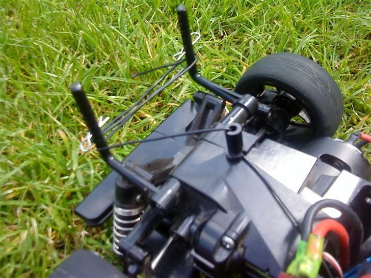 Bil Tamiya TL-01 - Antnnen er viklet op, fordi jeg ikke har flere antenne rør :D billede 10