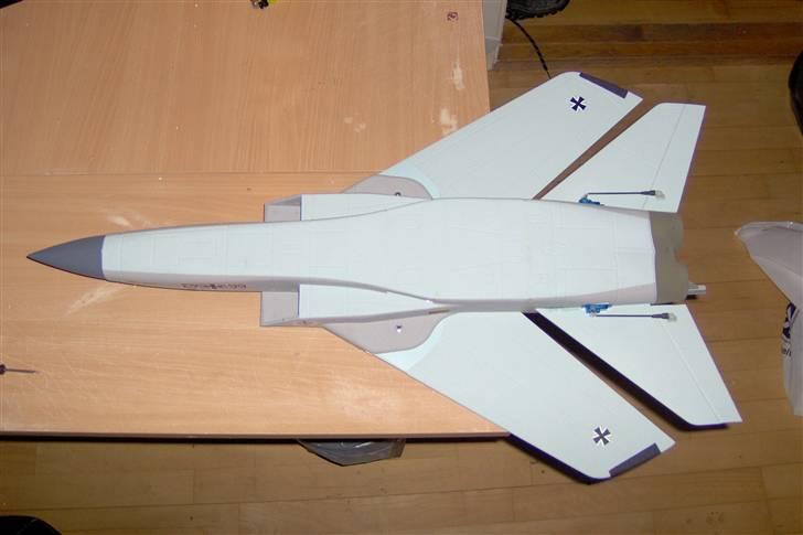 Fly Kyosho Panavia Tornado - Bunden billede 7