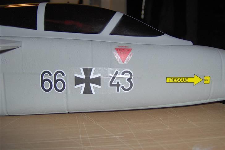 Fly Kyosho Panavia Tornado billede 10