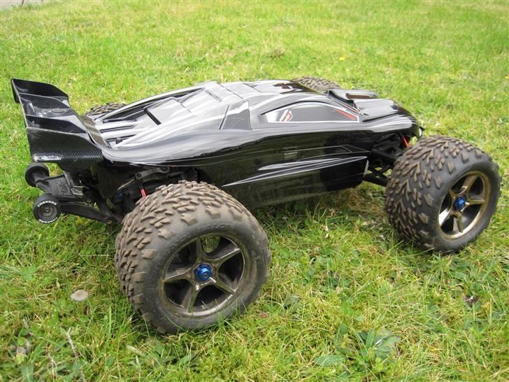 Truck E-Revo Brushless Edition billede 2