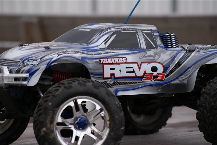 Off-Roader Revo 3.3 #5308 byttet - Her er den så i alt sin pragt. billede 1