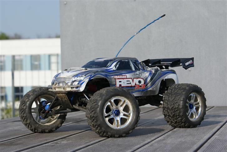 Off-Roader Revo 3.3 #5308 byttet - Så er der blevet monteret spoiler. Det ser fe´e ud! billede 5