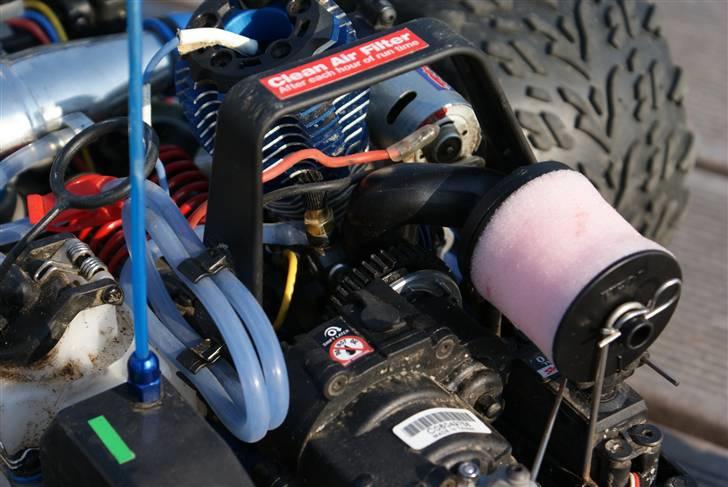 Off-Roader Revo 3.3 #5308 byttet - Spur og slipper cluch. Tror jeg skal have mig et stål spur. Har allerede ristet 2 >_< billede 11