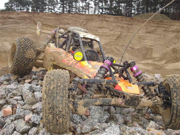 Buggy Baja 5B - her lige været ude og køre i en fed grusgrav billede 8