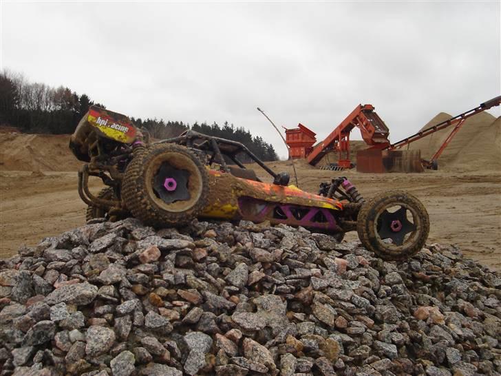 Buggy Baja 5B - der var bare så fedt og køre i den grusgrav :) billede 10