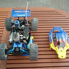 Buggy Kyosho Inferno TR15