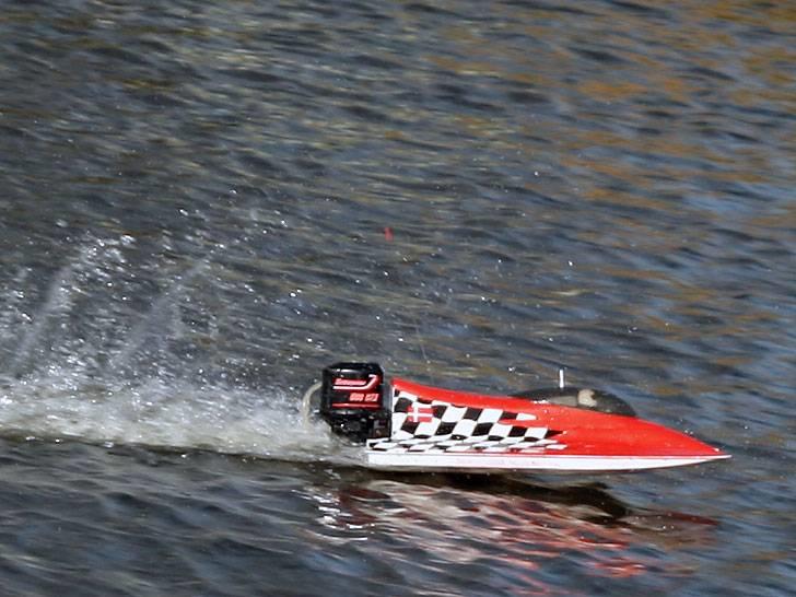 Båd F1 Graupner båd - Dette billede er tager af Peter H billede 11