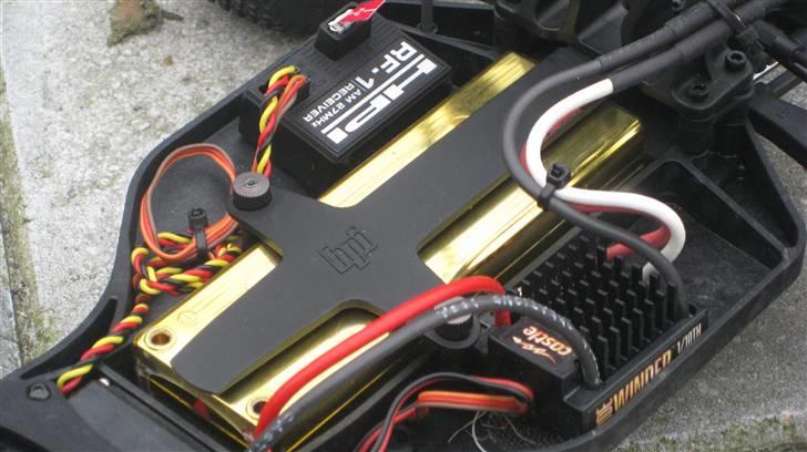 Truck Hpi E-Firestorm 10T - BL - Trackpower 4900mAh - 2C 7,4V Li-Po billede 20